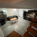Jaga Family Apartment Air Conditioner And Free Parking